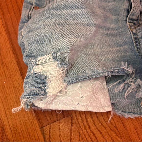 American Eagle Jean Shorts - Picture 5 of 5